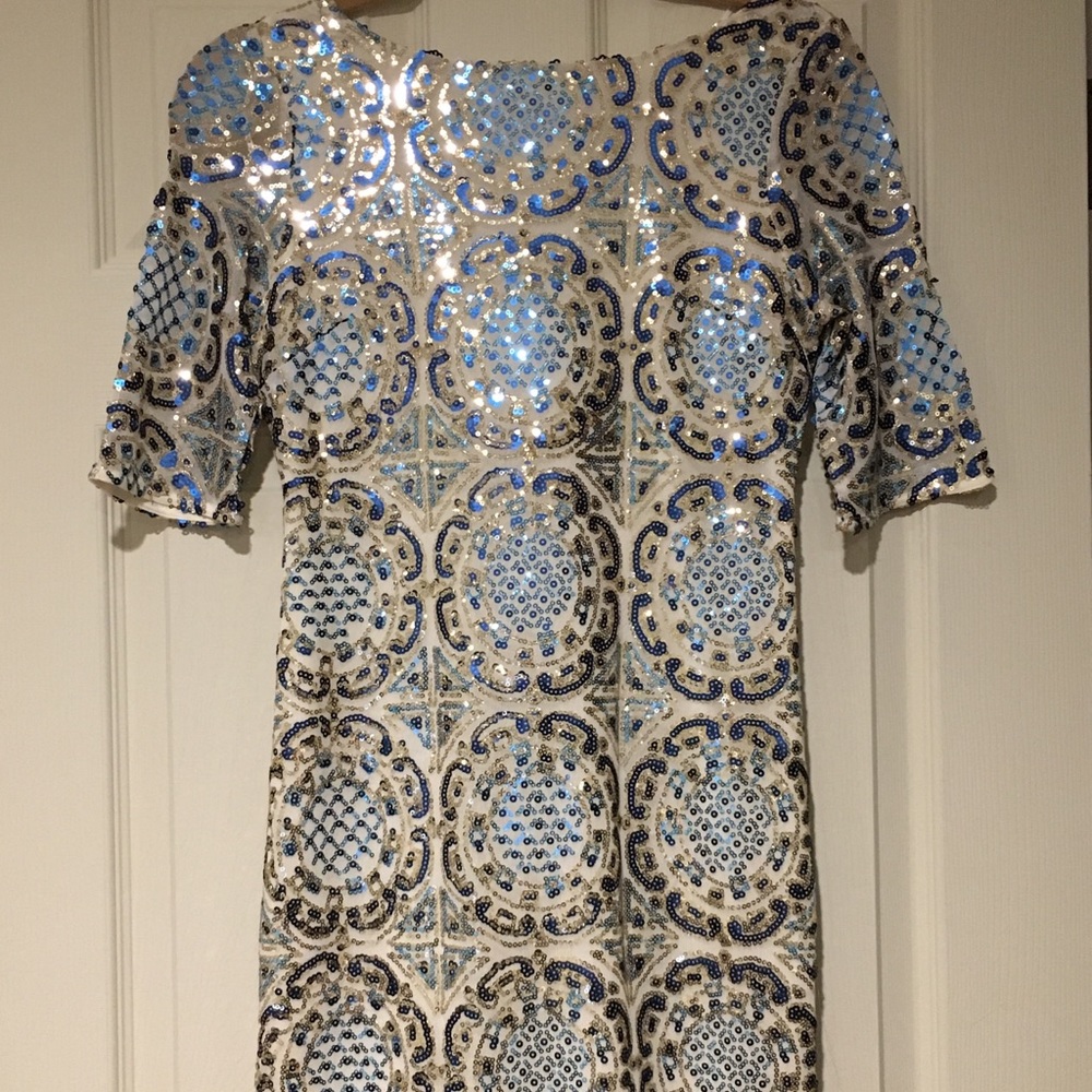 Sequins pattern dress